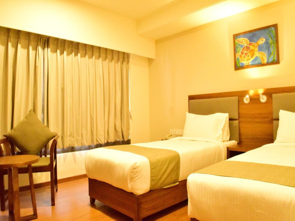 The Basil Park Hotel Bhavnagar Exterior photo